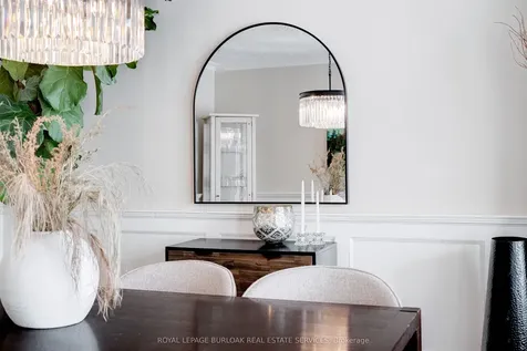 241 Glen Afton Drive Burlington ON L7L 1G8