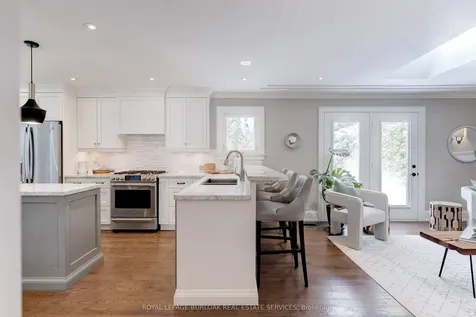 241 Glen Afton Drive Burlington ON L7L 1G8