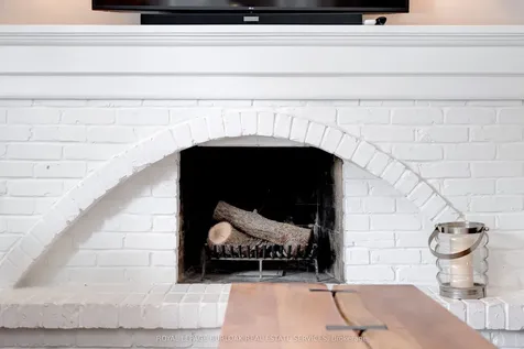 241 Glen Afton Drive Burlington ON L7L 1G8