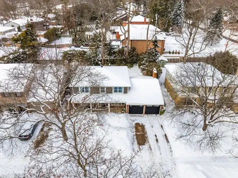 241 Glen Afton Drive Burlington ON L7L 1G8