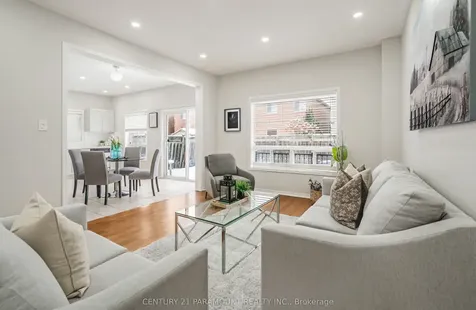 43 Crystal Glen Crescent Brampton ON L6X 0K1