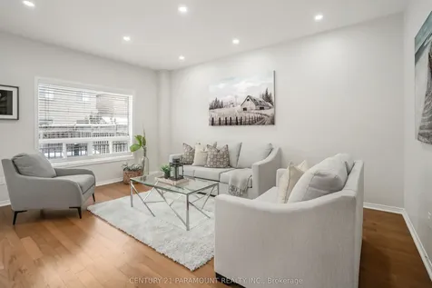 43 Crystal Glen Crescent Brampton ON L6X 0K1