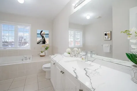 43 Crystal Glen Crescent Brampton ON L6X 0K1