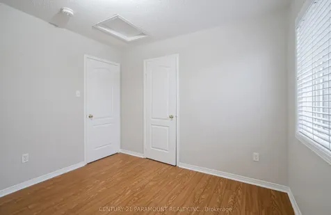 43 Crystal Glen Crescent Brampton ON L6X 0K1