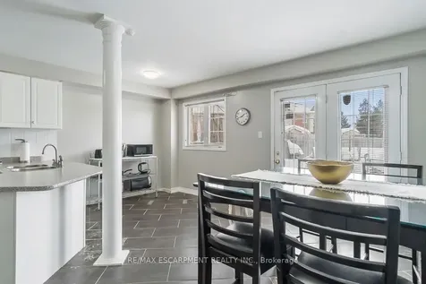 51 Olde Town Road Brampton ON L6X 4T8