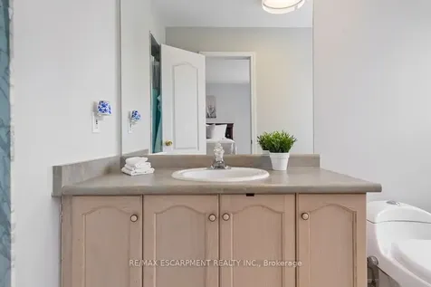 51 Olde Town Road Brampton ON L6X 4T8