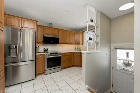 237 Elizabeth Street S Brampton ON L6Y 1S2