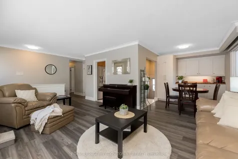 237 Elizabeth Street S Brampton ON L6Y 1S2