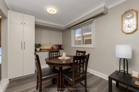 237 Elizabeth Street S Brampton ON L6Y 1S2