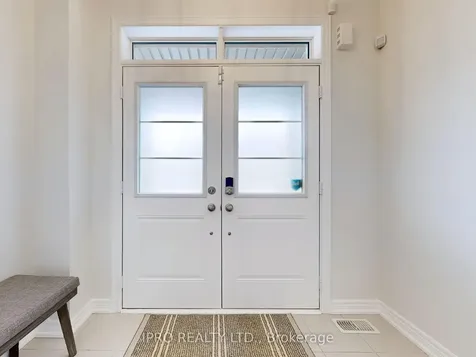 10 Adventura Road Brampton ON L7A 0B7