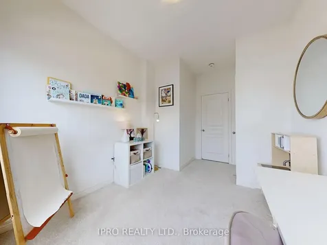 10 Adventura Road Brampton ON L7A 0B7