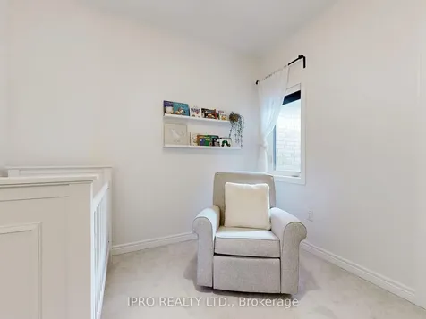 10 Adventura Road Brampton ON L7A 0B7