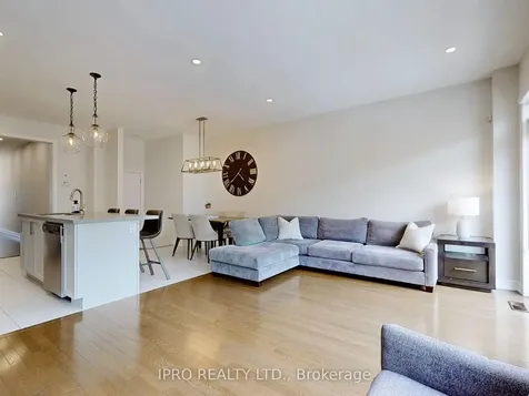 10 Adventura Road Brampton ON L7A 0B7