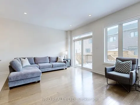 10 Adventura Road Brampton ON L7A 0B7