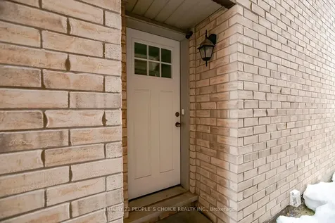 47 Timbercove Road Brampton ON L6Y 0Y2