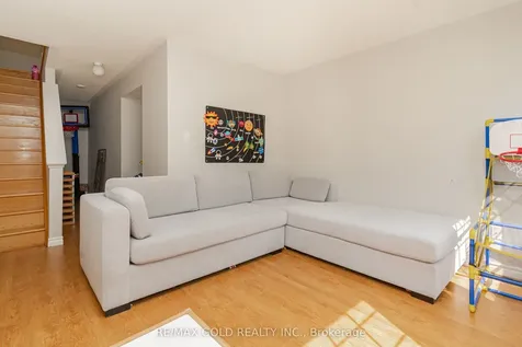 58 New Pines Trail Brampton ON L6Z 0G9