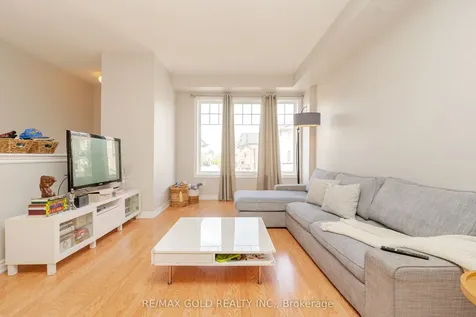 58 New Pines Trail Brampton ON L6Z 0G9