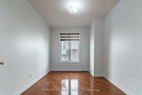 17 Matagami Street Brampton ON L6Y 0M9