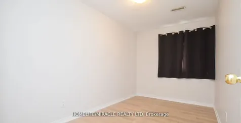 8 Hillbank Trail Brampton ON L6S 1P6