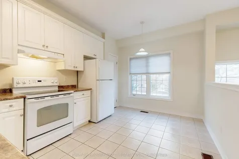 682 Summers Common N/a Burlington ON L7L 1A1