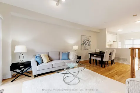 682 Summers Common N/a Burlington ON L7L 1A1