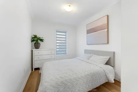 19 Bretlon Street Brampton ON L6P 4N8