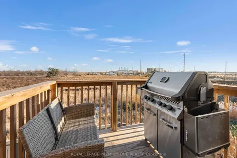 19 Bretlon Street Brampton ON L6P 4N8