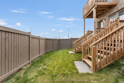 19 Bretlon Street Brampton ON L6P 4N8