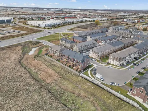 19 Bretlon Street Brampton ON L6P 4N8