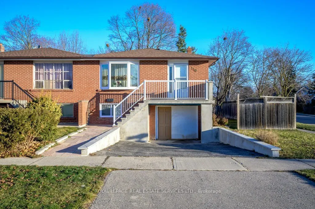 116 Mill Street N Brampton ON L6X 2P2