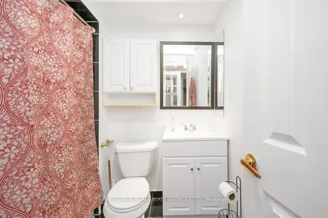 116 Mill Street N Brampton ON L6X 2P2