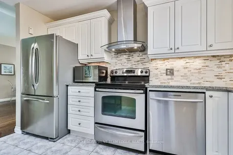 2911 Darien Road Burlington ON L7M 4K2