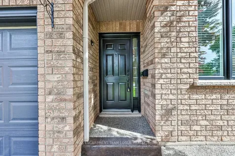 2911 Darien Road Burlington ON L7M 4K2