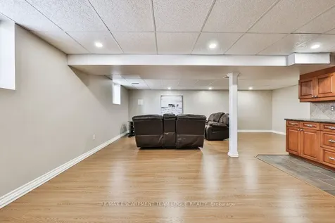 2911 Darien Road Burlington ON L7M 4K2