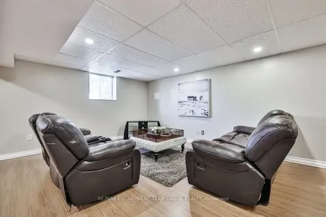 2911 Darien Road Burlington ON L7M 4K2