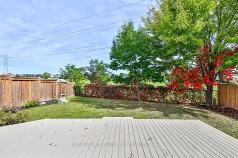 2911 Darien Road Burlington ON L7M 4K2