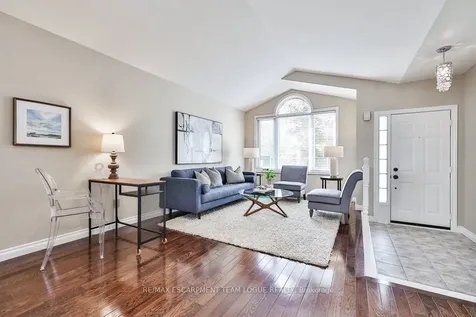 2911 Darien Road Burlington ON L7M 4K2