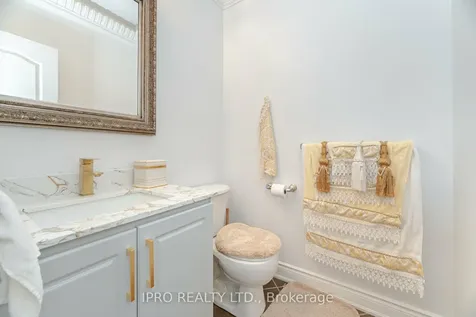 2 Hugo Road Brampton ON L6P 1W4