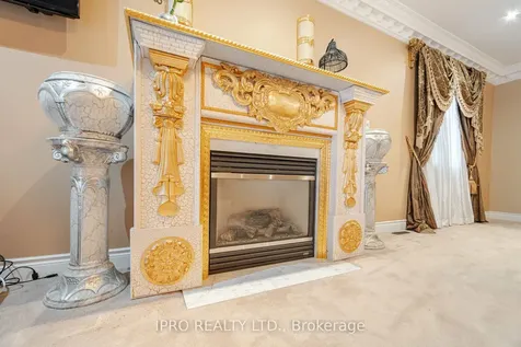 2 Hugo Road Brampton ON L6P 1W4