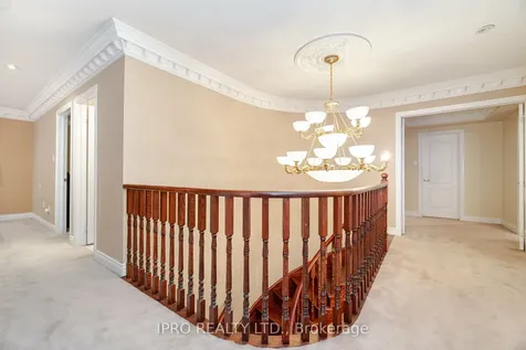 2 Hugo Road Brampton ON L6P 1W4