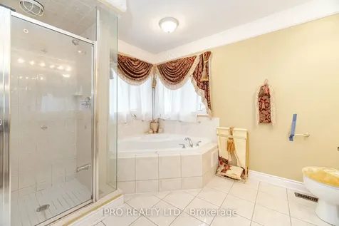 2 Hugo Road Brampton ON L6P 1W4