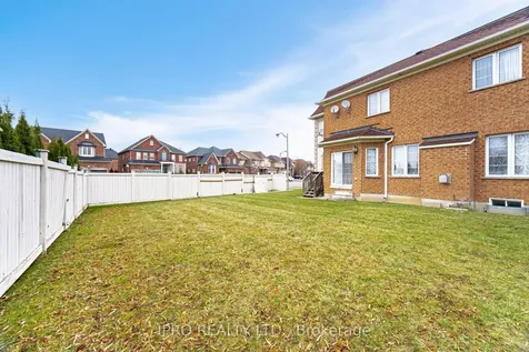 2 Hugo Road Brampton ON L6P 1W4