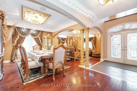 2 Hugo Road Brampton ON L6P 1W4