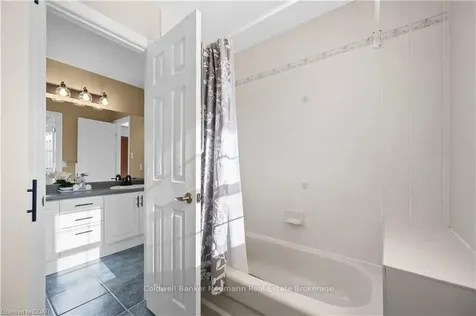 11230 Rutledge Way Milton ON L0P 1B0