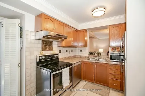 61 Mullis Crescent Brampton ON L6Y 4S9