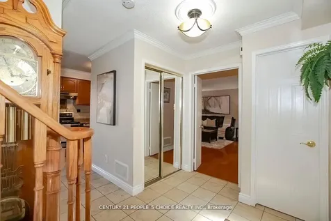 61 Mullis Crescent Brampton ON L6Y 4S9