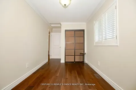 61 Mullis Crescent Brampton ON L6Y 4S9