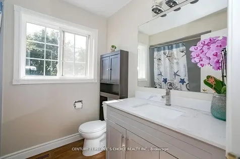 61 Mullis Crescent Brampton ON L6Y 4S9