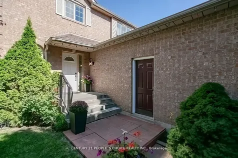 61 Mullis Crescent Brampton ON L6Y 4S9