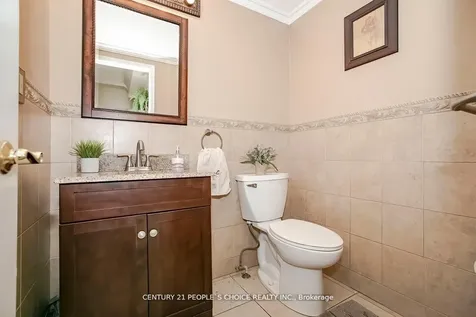 61 Mullis Crescent Brampton ON L6Y 4S9